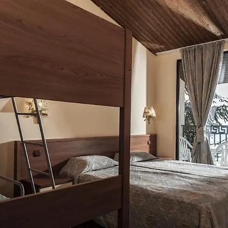Hotel Village